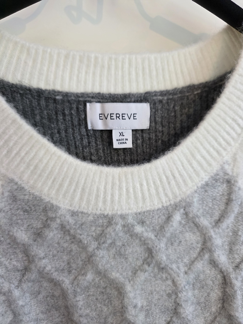 Evereve Soft Slouchy Gray Cream Color Blocked Preppy Diamond Cable Knit Sweater - Picture 3 of 5